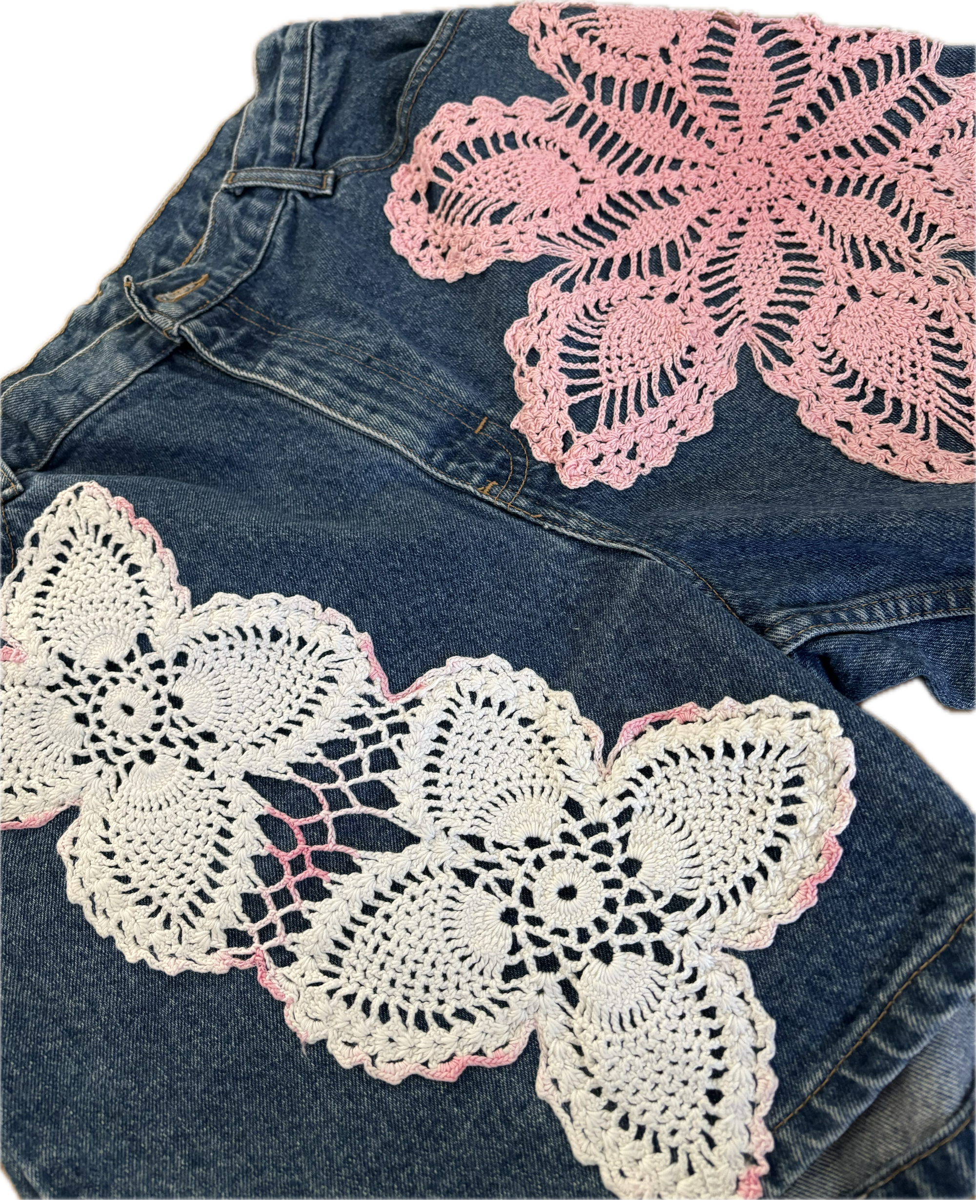 Doily upcycled jorts