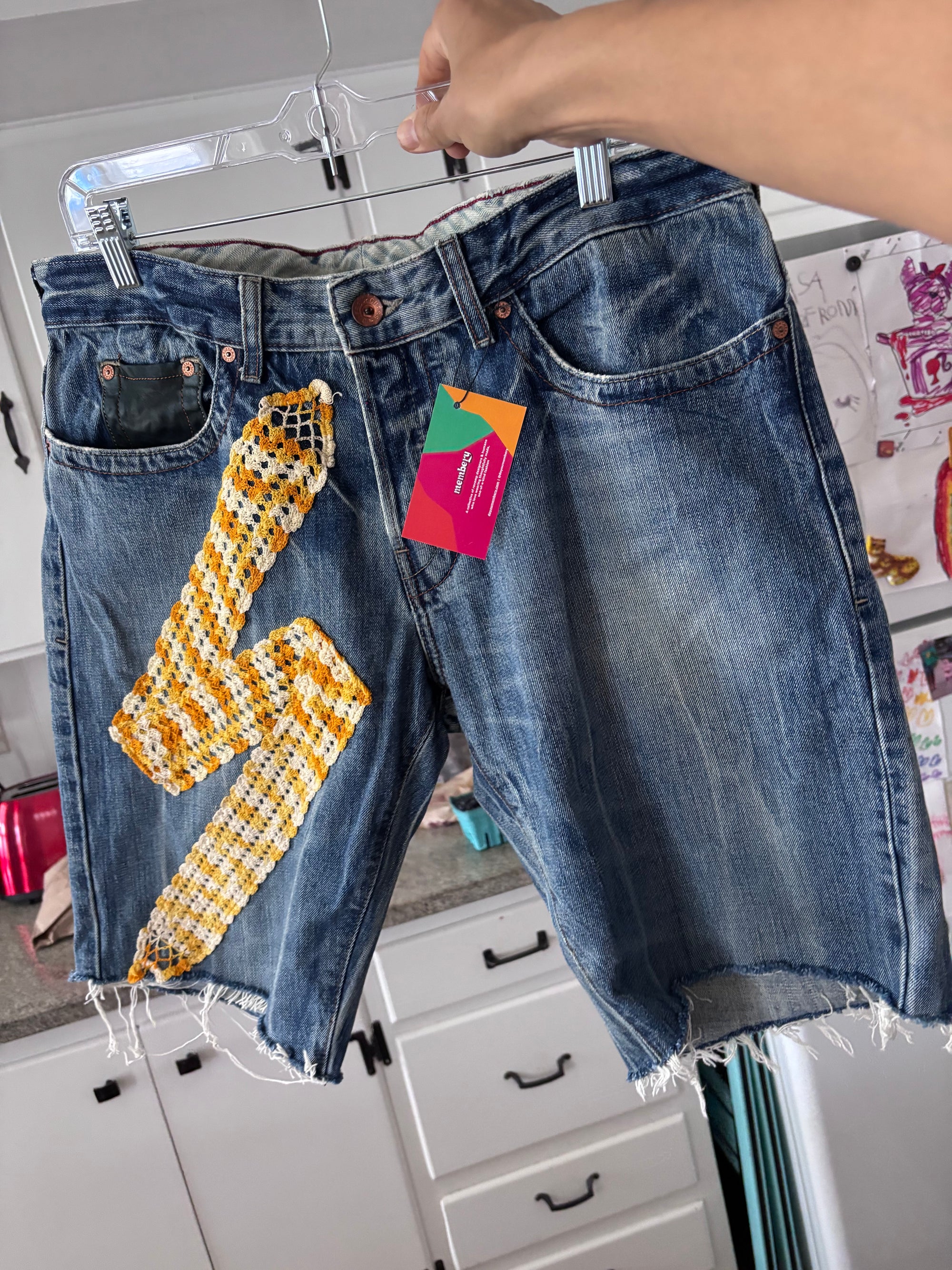 Doily upcycled jorts