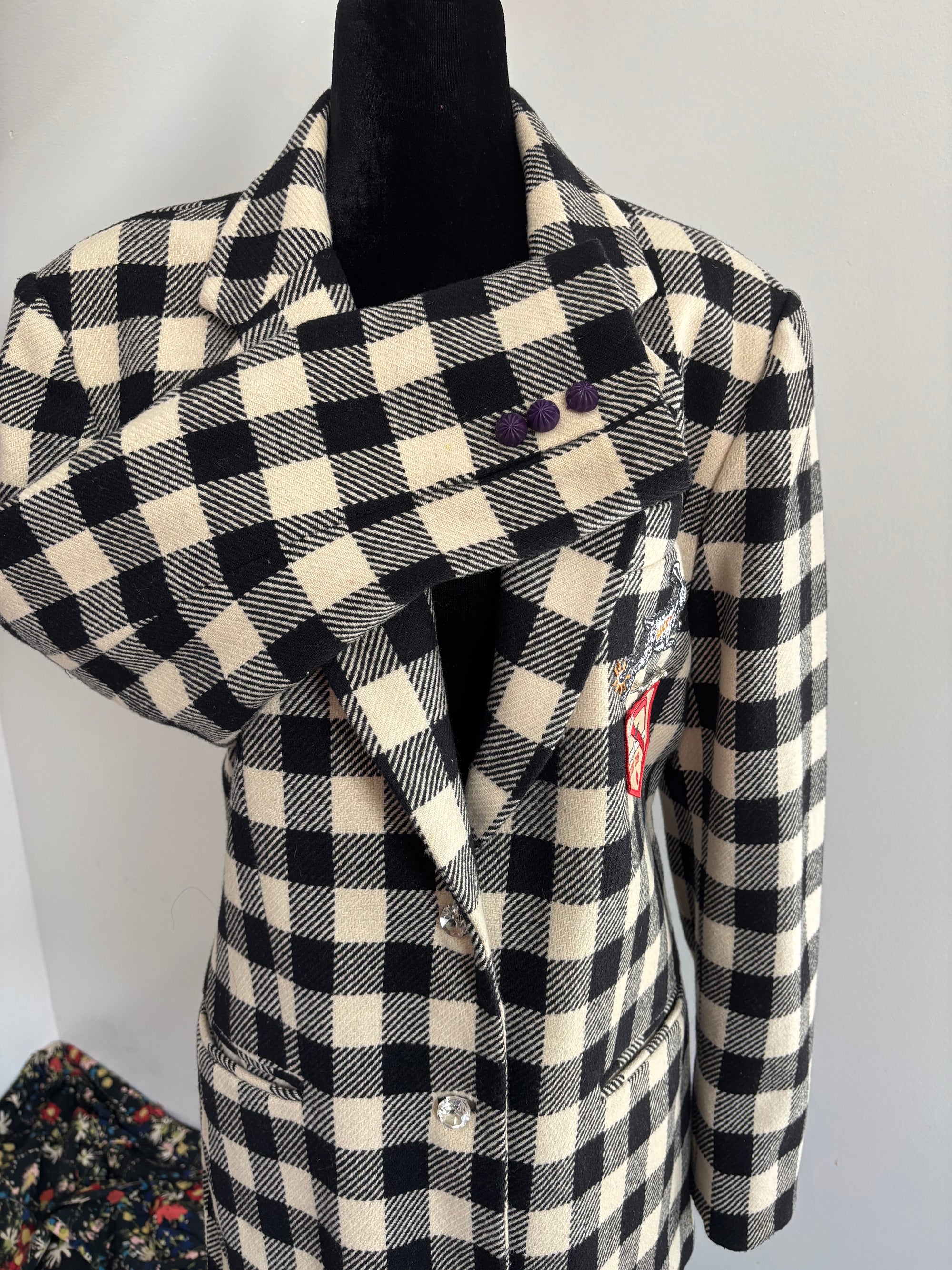 Houndstooth 1990s Blazer with Vintage Buttons Pins Patches