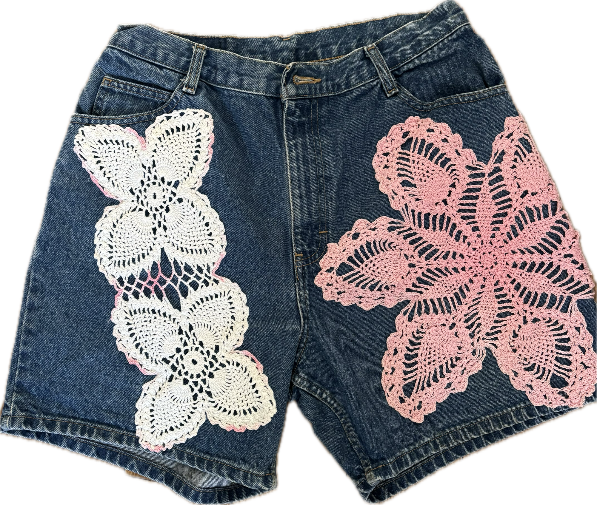 Doily upcycled jorts